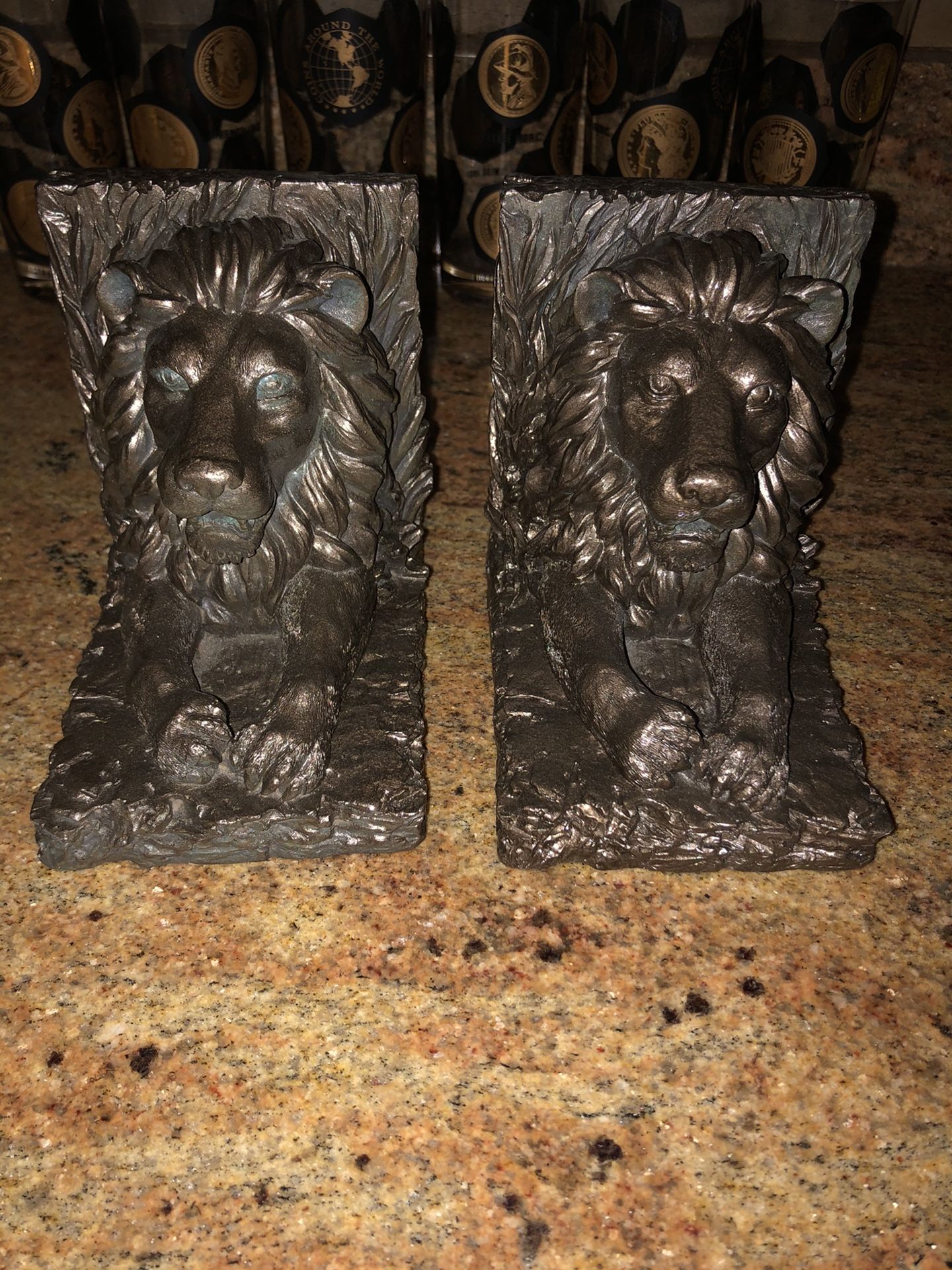 HEAVY VINTAGE 3.5 lb. LION BOOKENDS 4”x5”x6”