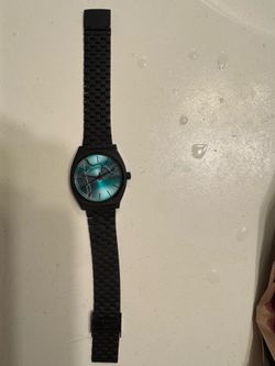 Nixon Watch