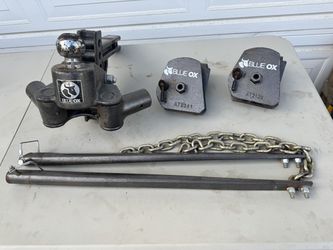 Blue Ox Weight Distribution Hitch with Sway Bars and Brackets