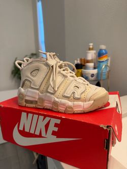 Nike air more uptempo