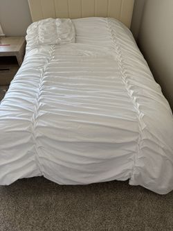 Full/Queen Comforter