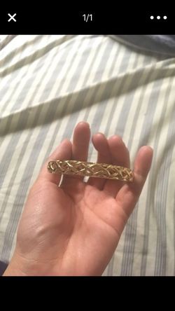 Bracelet
