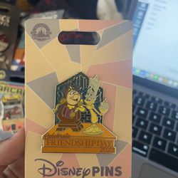 Disneyland Pin