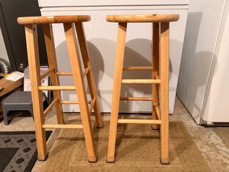 Wooden Bar Stools – Set of 2