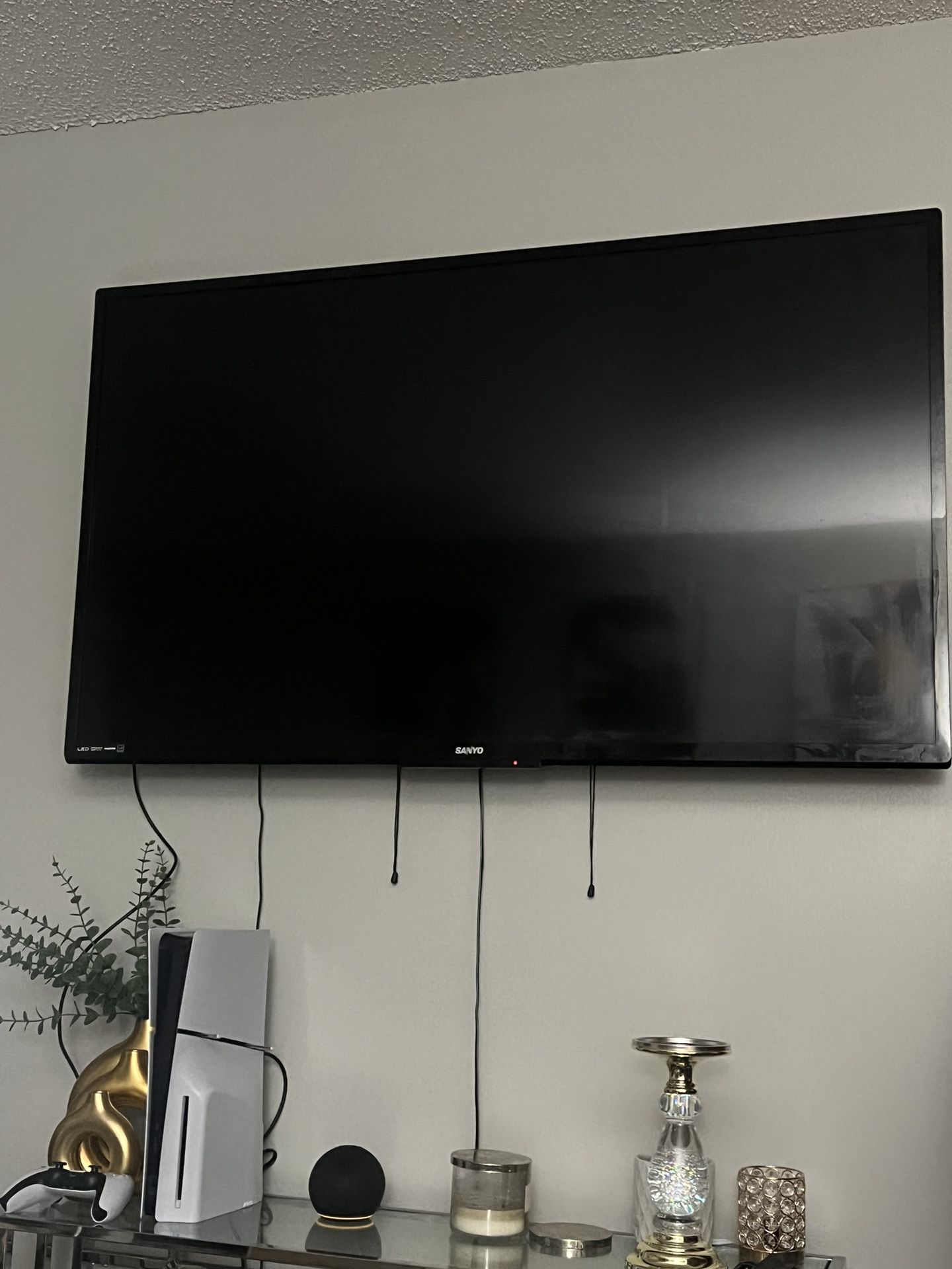 55’ Inch Free Tv