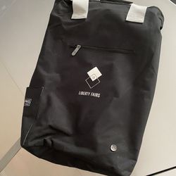 Brand New Backpack Tote (SUPREME)
