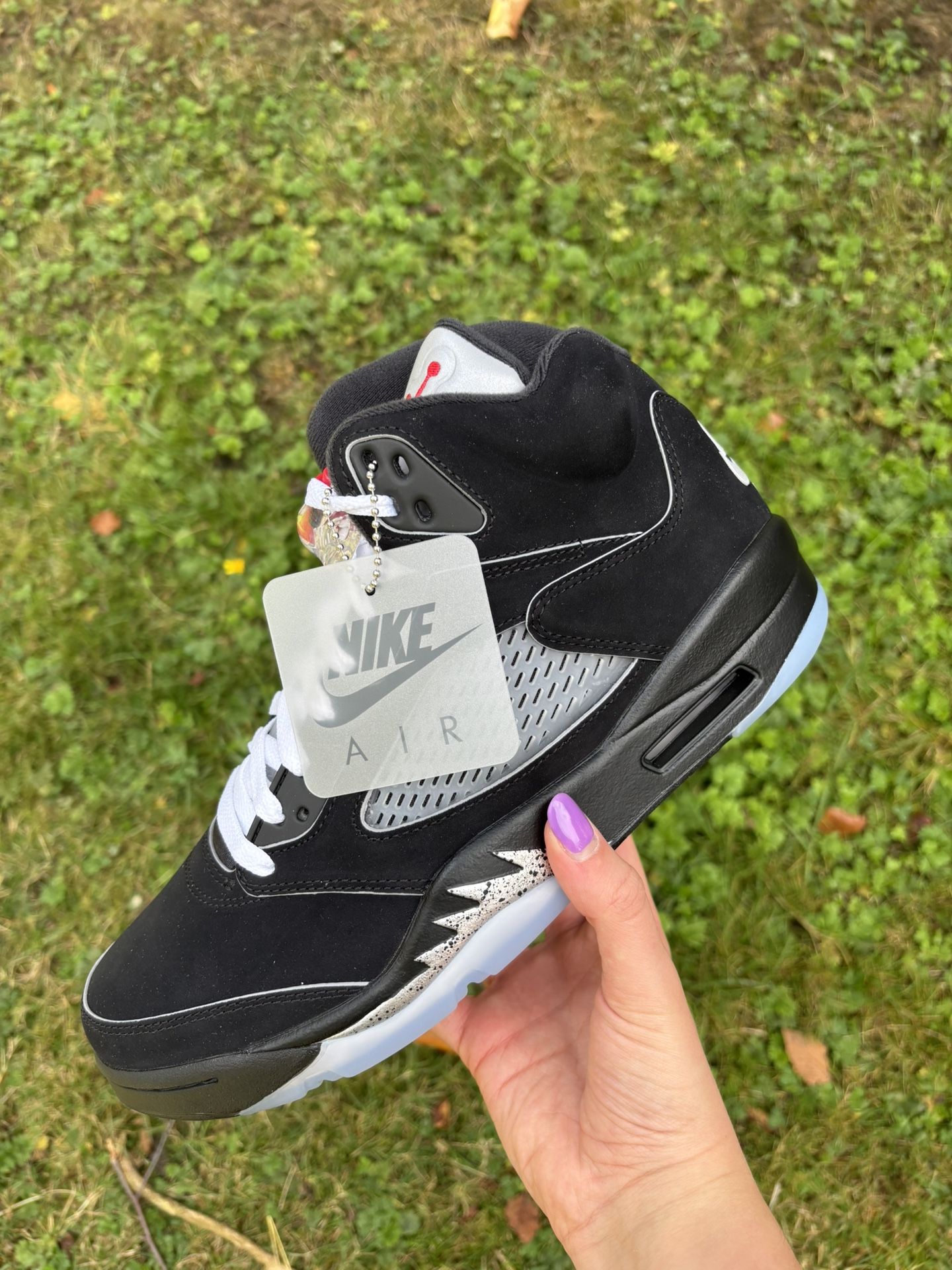 Jordan 5 Black Metallic Reimagined