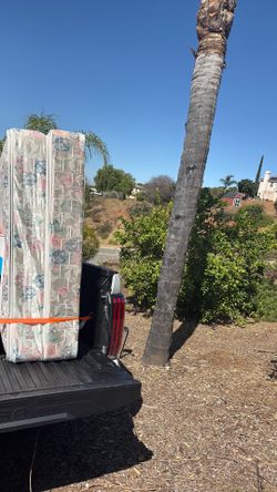 Free Full mattress with a box