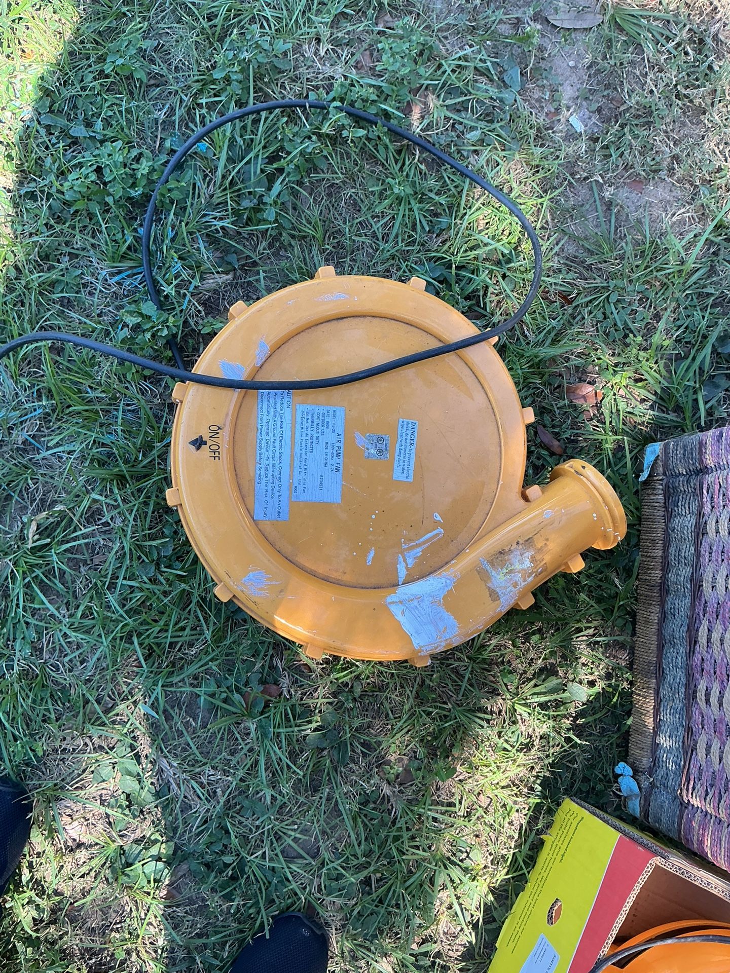 Bounce house air pump fan works