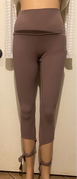 Lululemon tie up leggings size 8