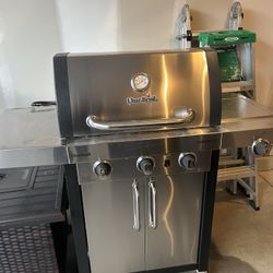 Charbroil Grill