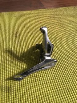 Shimano 105 front derailleur
