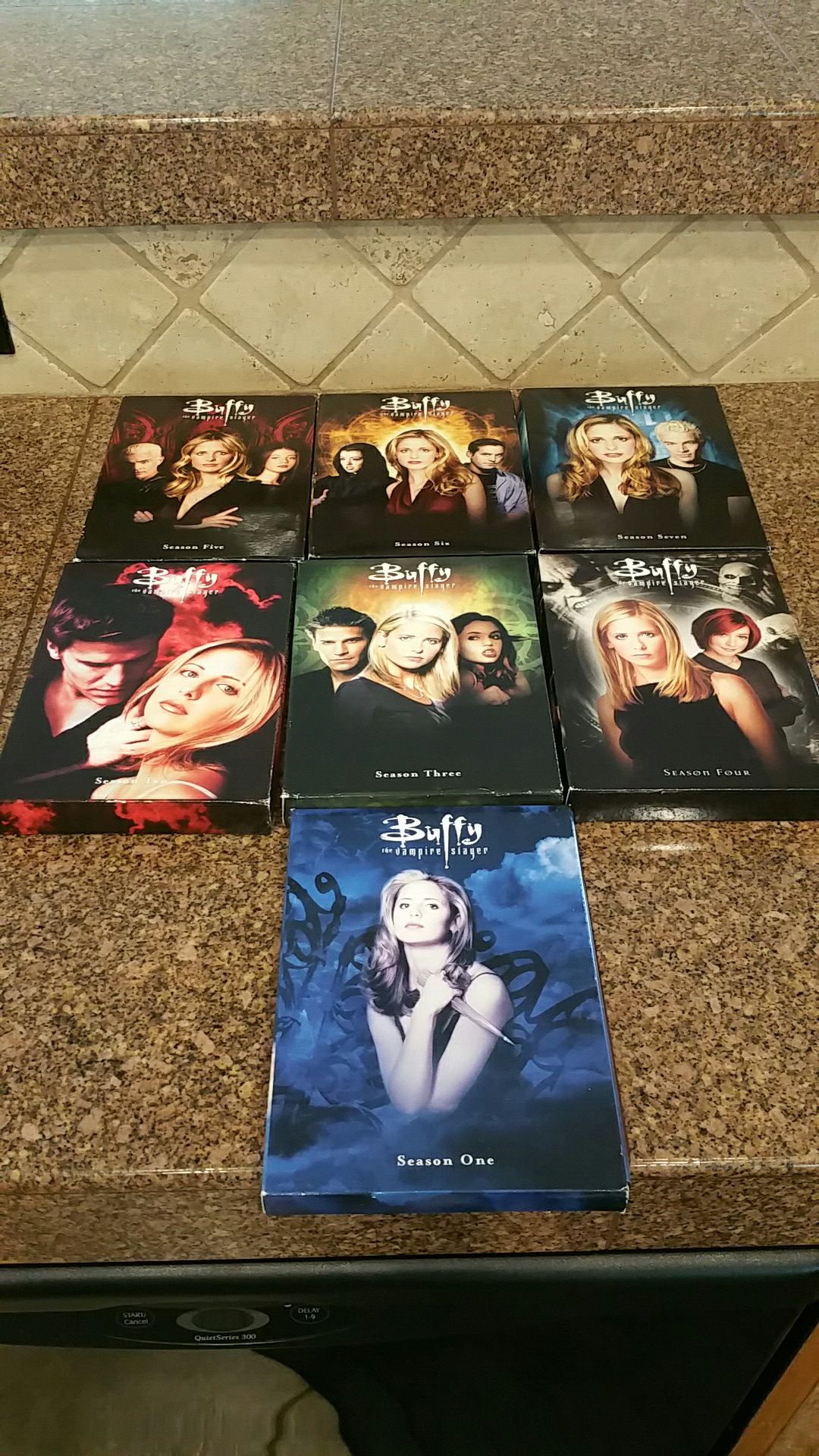 BUFF the vampire slayer DVD'S