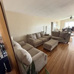 Sectional couch