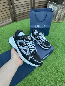 Dior B30 “Black”