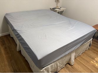 Queen bed