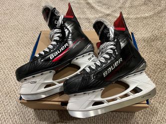 Ice Hockey Skates - Size 10 Bauer Vapor X4