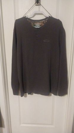 Realtree long sleeve shirt
