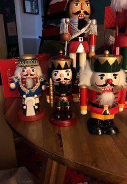 Nutcracker trio