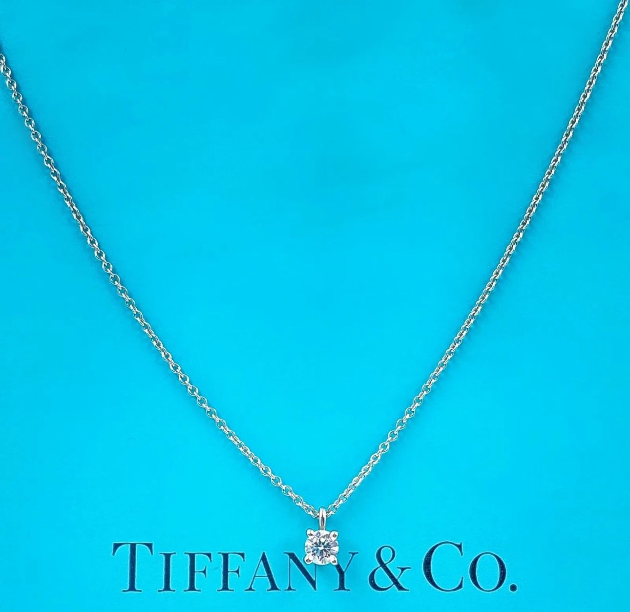 Tiffany & Co Solitaire Round Diamond Pendant 0.18 cts G VVS in Platinum