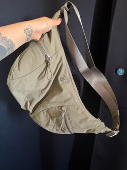 Lululemon purse