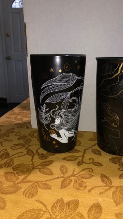 Starbucks SIRENS 12 ounces ceramic cups. 4 of them. New but no lids., they got messed up with time in storage