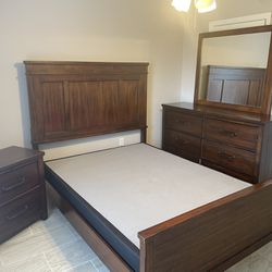 Queen Bedroom Set With Boxspring