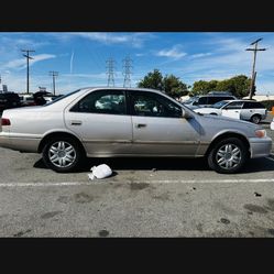 2001 Toyota Camry