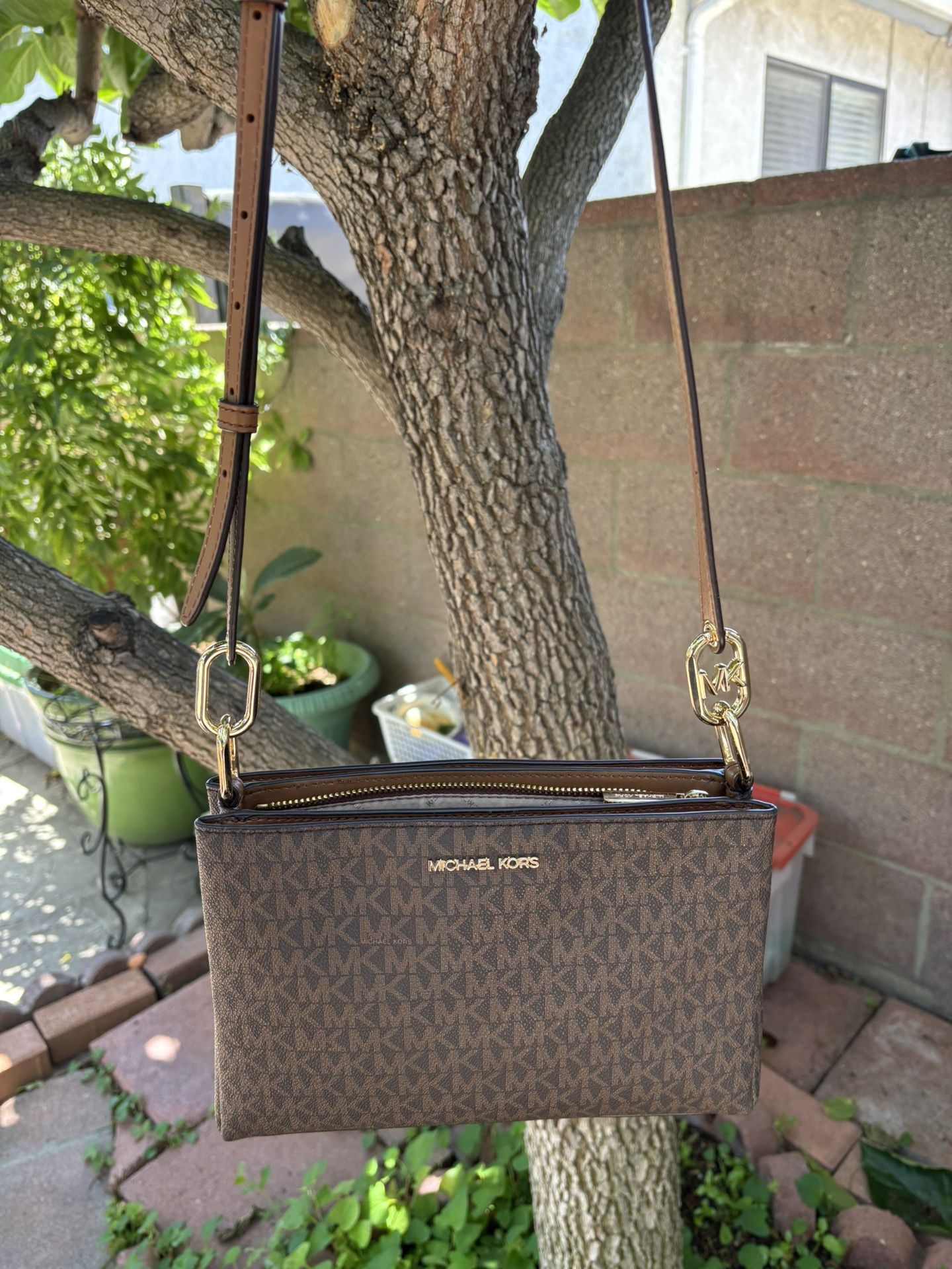 Michael Kors Crossbody Bag