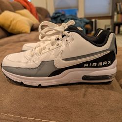 Nike Air Max, Size 7