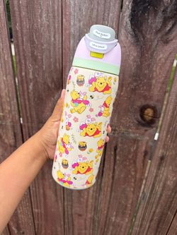 Beige Winnie the Pooh owala