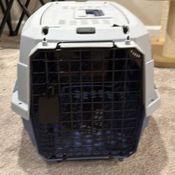 Small Pet Kennel