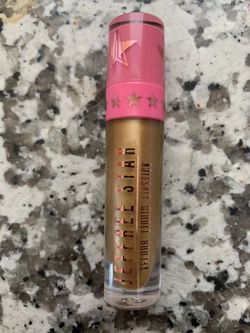 Jeffree Star lipstick first class