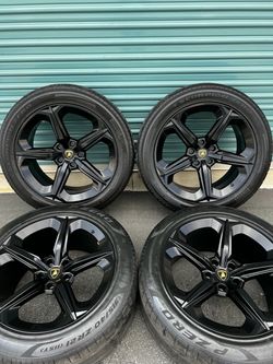Lamborghini Urus Factory Wheels Rims