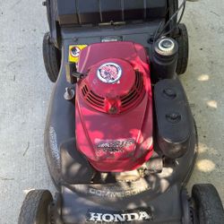 Honda Comercial In Super Conditions