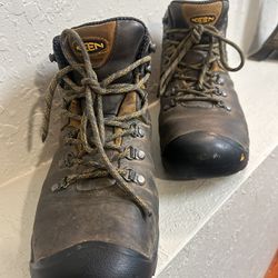 Keen Men’s Work boots 