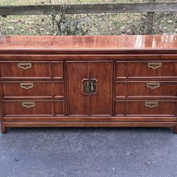 Thomasville Asian Modern Style 6 Drawer Lowboy