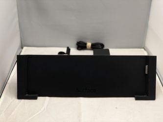 Microsoft surface pro 3 & 4 Docking Station Model 1664 W/power adapter