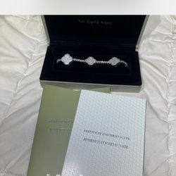Van Cleef & Arpels Bracelet 