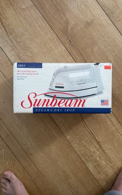 Sunbeam Steam & Dry Iron