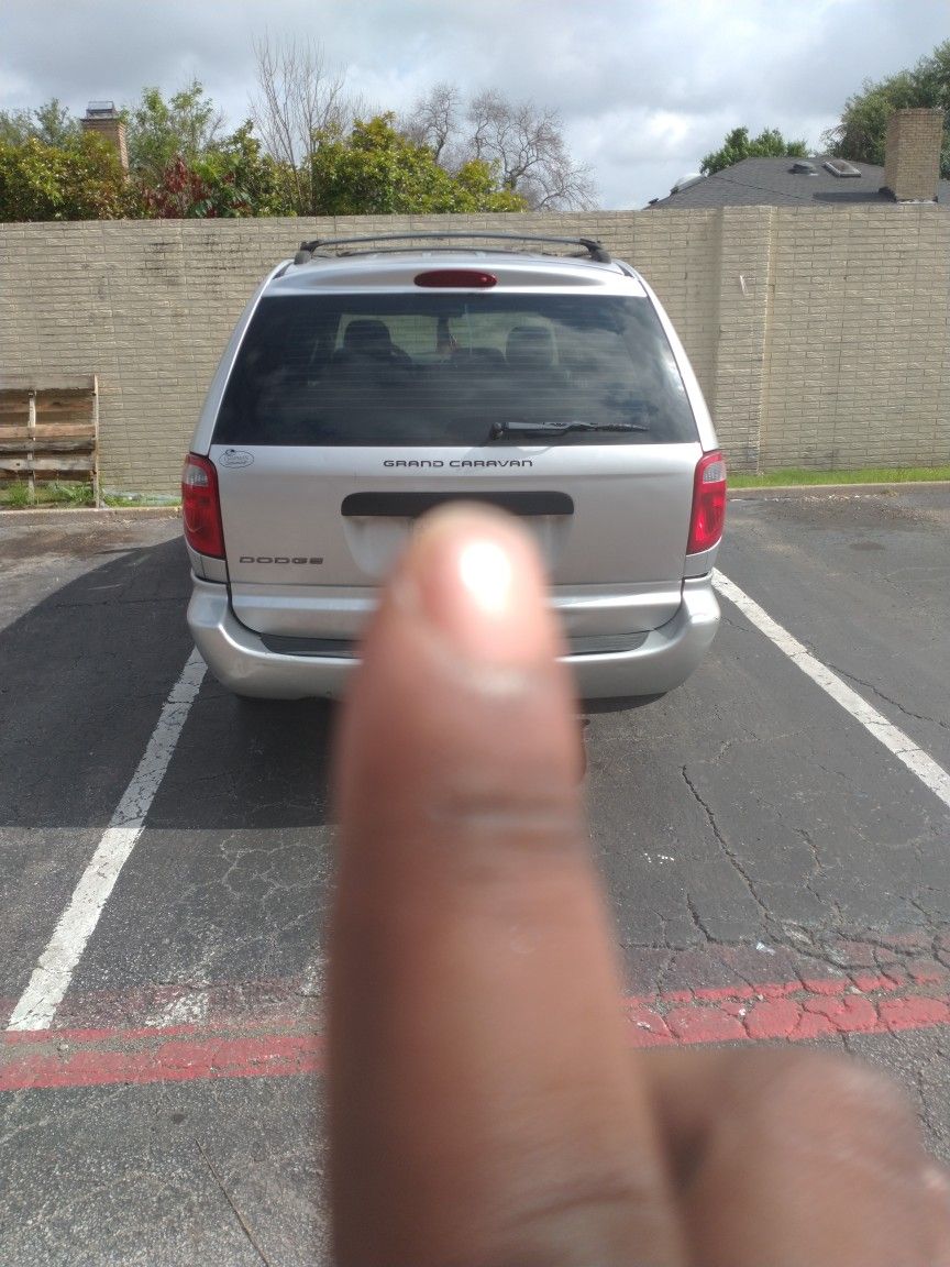 2005 Dodge Caravan