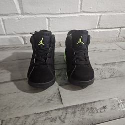 Jordan 6 Retro Electric Green Size 7C 