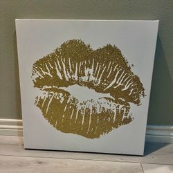 Kiss Canvas Print