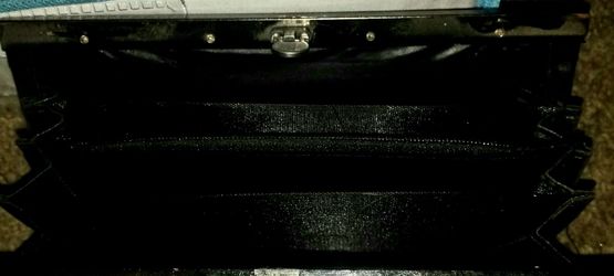 BLACK WALLET