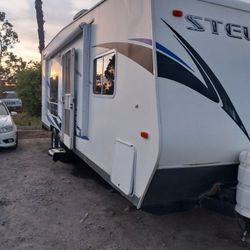 2011 TRAVEL TRAILER