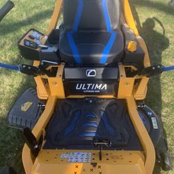 CUB CADET xt1 42e electric zero turn  