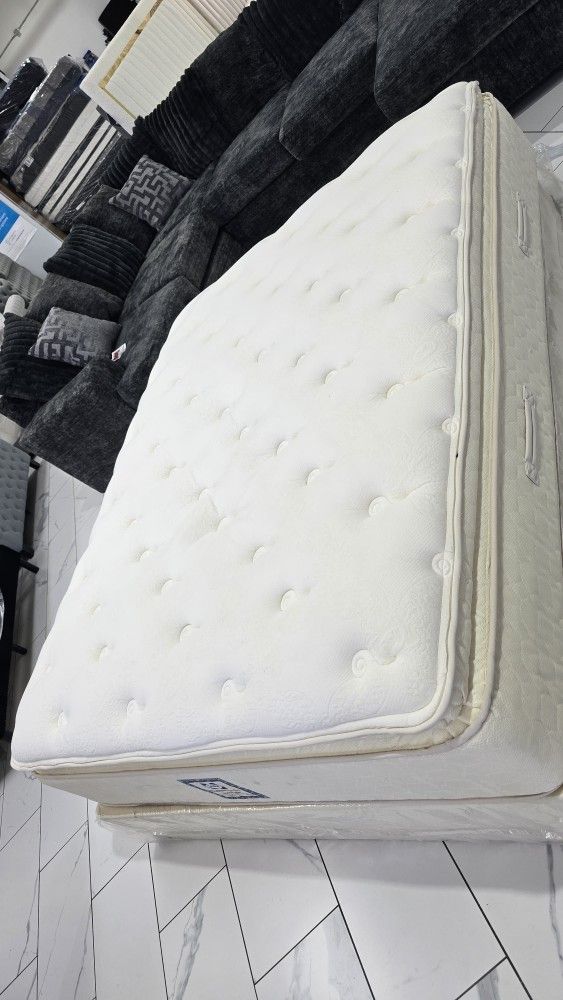 Queen Sizes Mattress And Box Spring Pillowtop