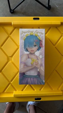Precious figure angel