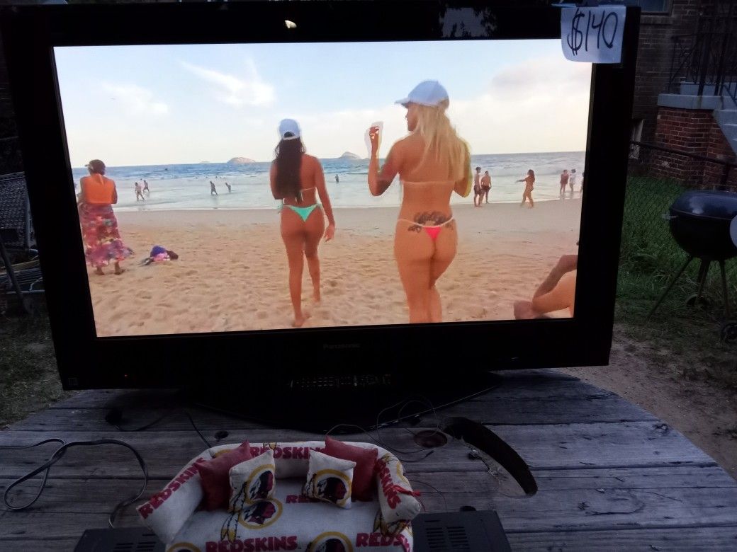 Panasonic 42" TV With Remote And HDMI Ports