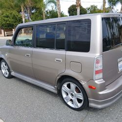 TOYOTA SCION 2004 Must See 